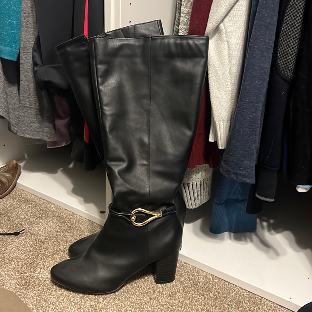 Black knee high boots
